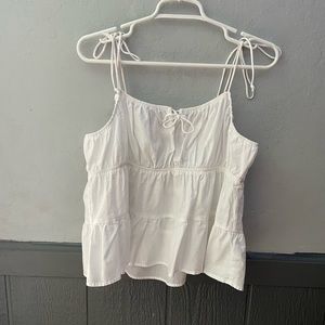 Flowey tank top🤍🌾